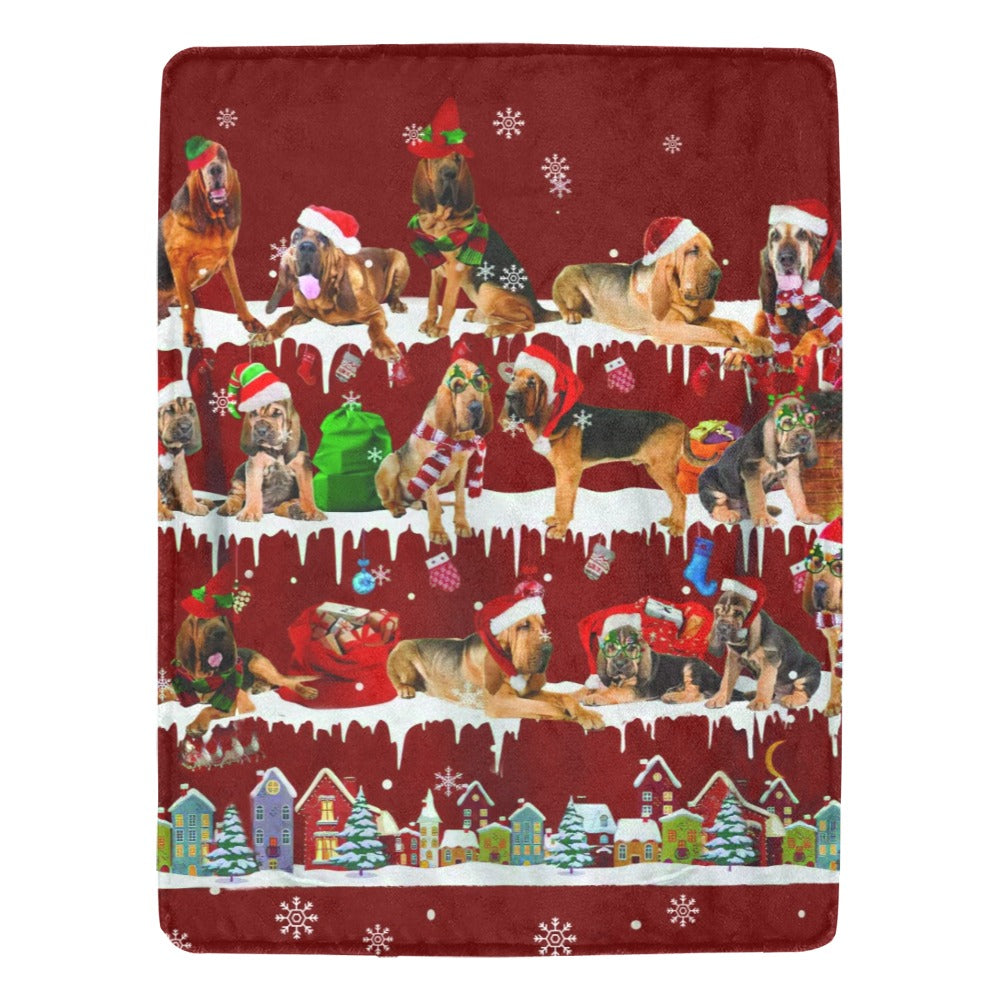 Bloodhound Christmas fleece blanket, product image 1 of 4